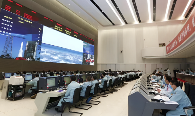CONTROL ROOM detail 2